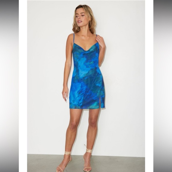 Dynamite Printed Dress - Picture 2 of 7